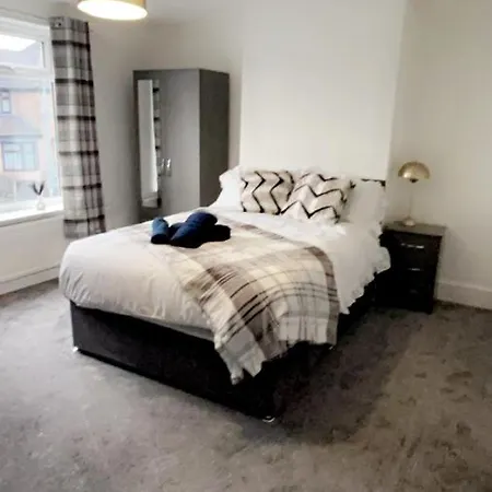 Vendégház Elegant Ellesmere, Comfortable, Budget, Friendly