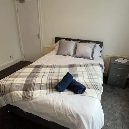 Elegant Ellesmere, Comfortable, Budget, Friendly ゲストハウス