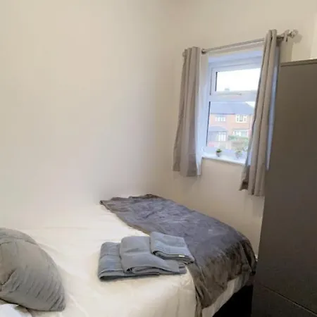 ゲストハウス Elegant Ellesmere, Comfortable, Budget, Friendly マンチェスター