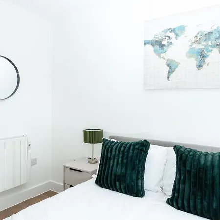 Stylish Overlooking Old Trafford