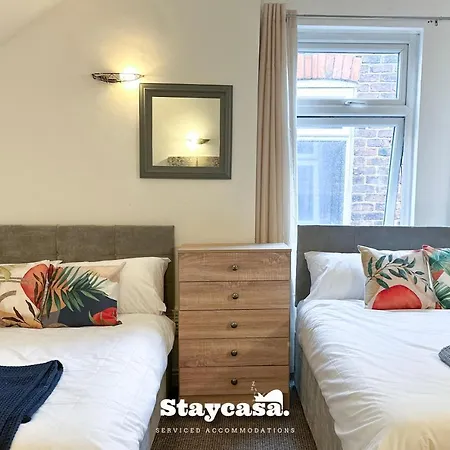 Homely 4-bedroom House 3*
