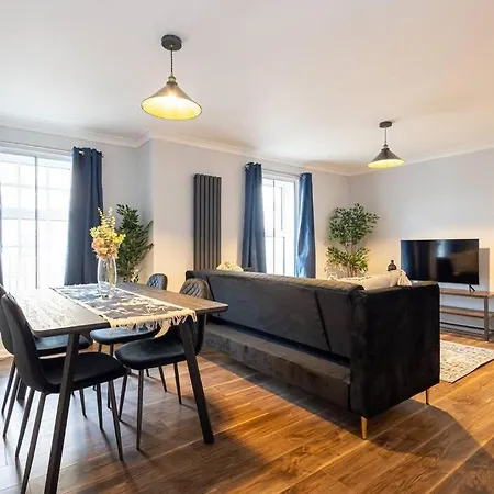 Modern 2 Bedroom With Free Parking マンチェスター