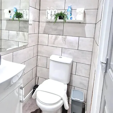 Prázdninový dům House By Bevolve - Free Parking Manchester
