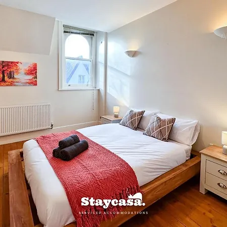 Carlton Co-living - Private Self-cater Apartment Manchester