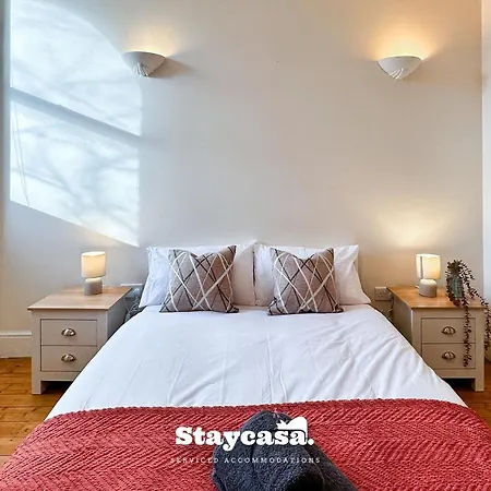 Carlton Co-living - Private Self-cater Apartment Manchester