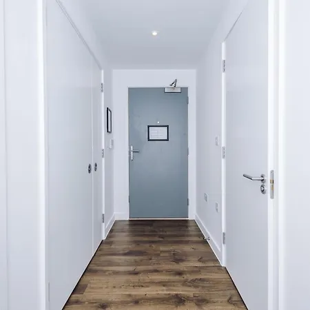 Apartment Hilltop Serviced - Salford Quays *