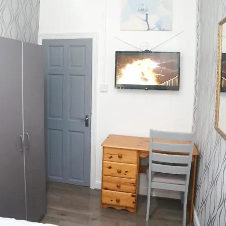 Cheadle House Holidays