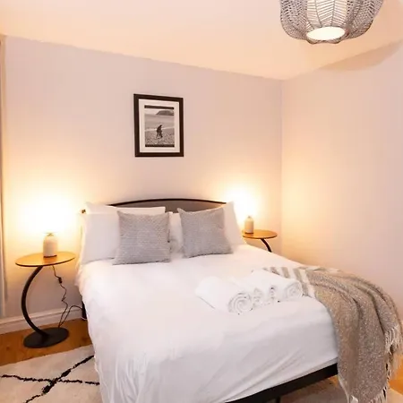 Apartment Beautiful West Didsbury 4br *