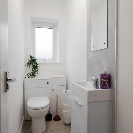 別荘 Stylish 4bd - Coop Live - Etihad - Parking - Ev *