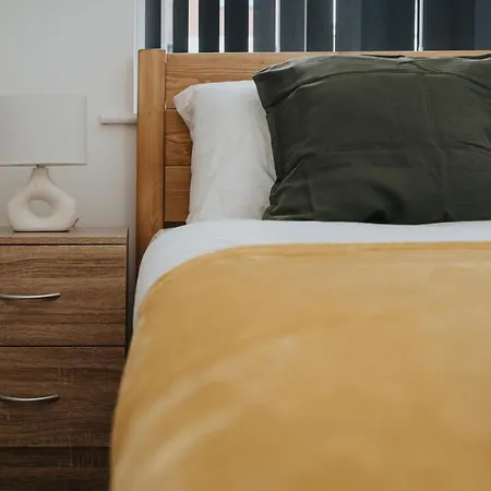 Stylish 4bd - Coop Live - Etihad - Parking בית נופש *