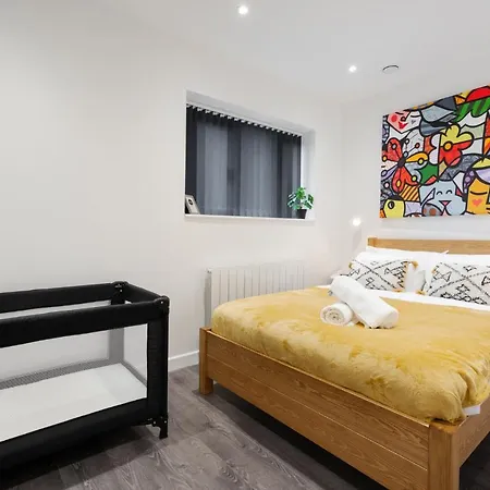 בית נופש Stylish 4bd - Coop Live - Etihad - Parking *