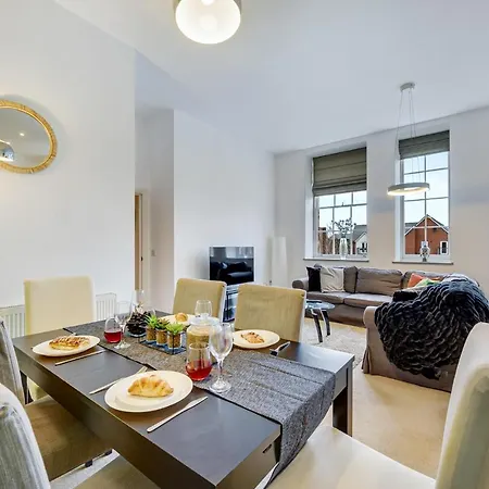 Apartament Pass The Keys Luxury 2 Bed In Leafy West Didsbury