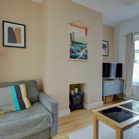 Hotel Pass The Keys Colourful Sleeps 6