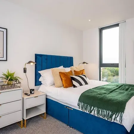 Stunning Brand New 3 Bed By Valore Services