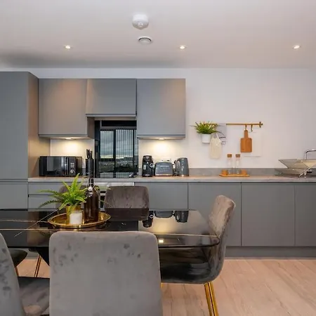 Stunning Brand New 3 Bed By Valore Services * مانشستر