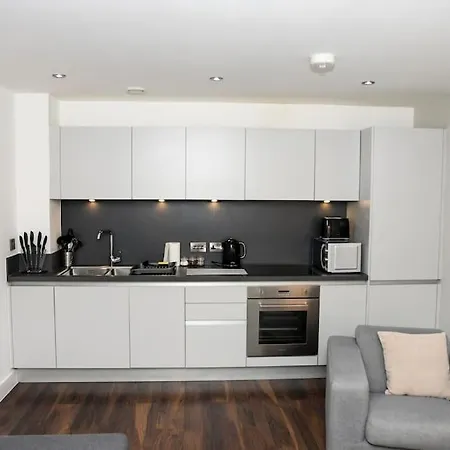 Onpoint - Spacious 2 Bedroom Apt, City Centre Manchester