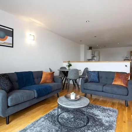 Duplex City Aprtmt Sleeps 4+car Appartement Manchester