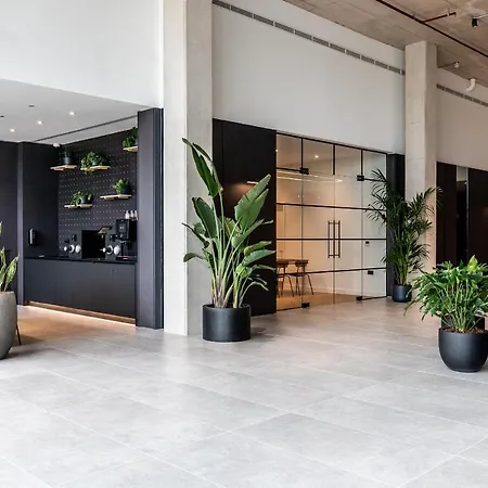公寓 Trafford Modern 1 Bed With Cinema *