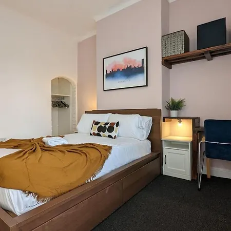 Ferienhaus Warm & Calming 3bd Holiday - Salford Manchester