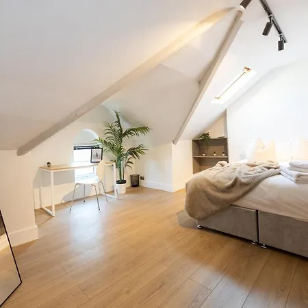 Holiday home The Withington-close To Christie & Centre