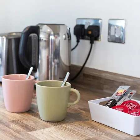 Cozy Townhouse In The Heart Of Greater Semesterbostad Manchester