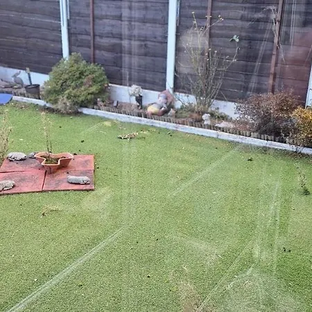 2bedroom Away From Holiday home *
