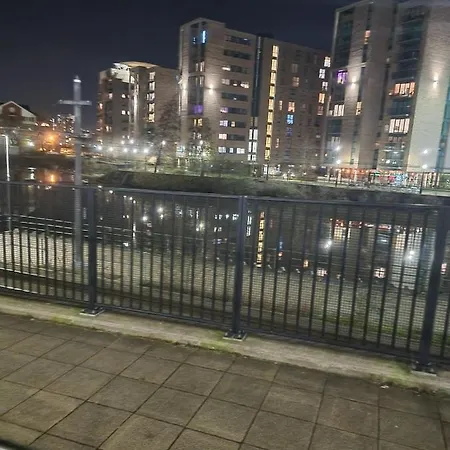 Flat In Stretford * Манчестер