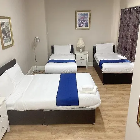 Bed & Breakfast Park Crescent 2*