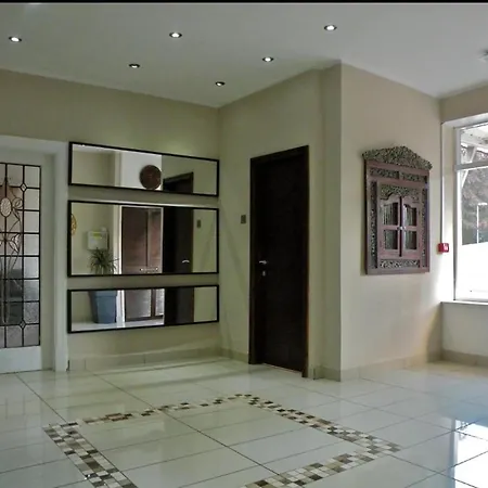 Park Crescent Bed & Breakfast Manchester