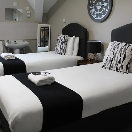 Hotel Mitre Centre 3*