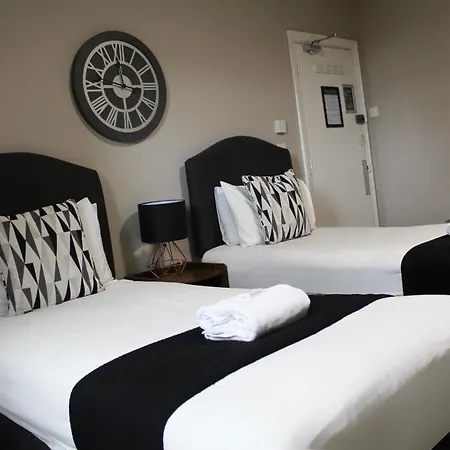 Hotel Mitre Centre