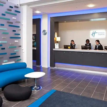 Express Centre Arena By Ihg Hotel
