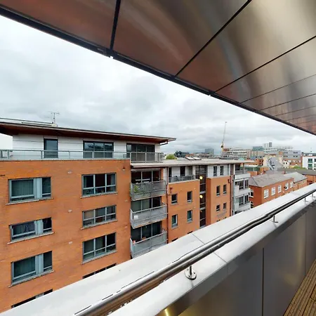 Quay * Manchester