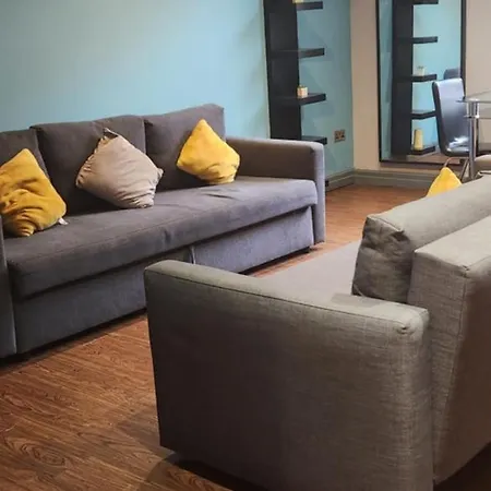 Lewis In The Heart Of The Northern Quarter Sleeps Up To 12 Manchester