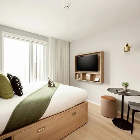 Wilde Centre Apartahotel 4*