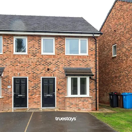 Ashworth House By Truestays - New 3 Bedroom House In Failsworth, Manchester