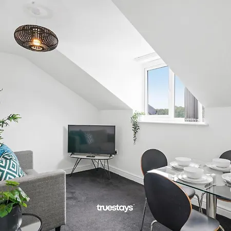 New 5 Sarah House By Truestays - 2 Bedroom - Free Parking *