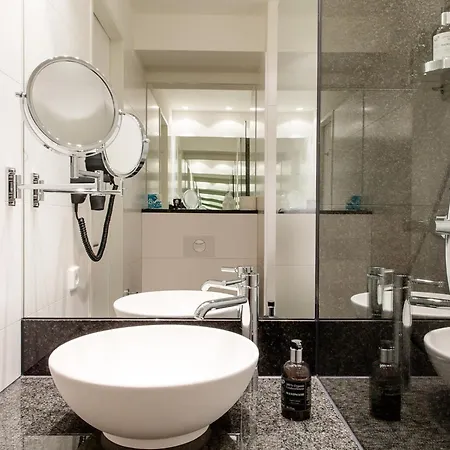 ワン ピカデリー マンチェスター