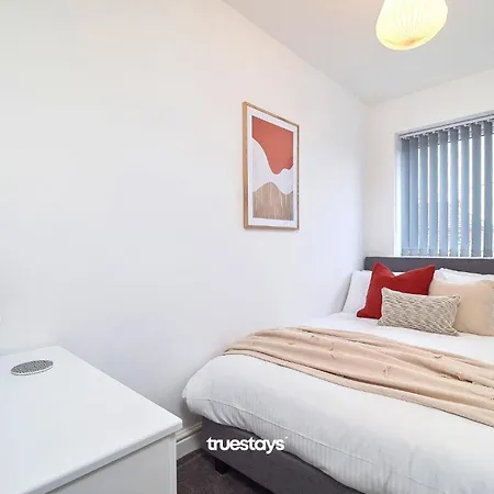 Denton House By Truestays - New 3 Bedroom House In Dom wakacyjny Manchester