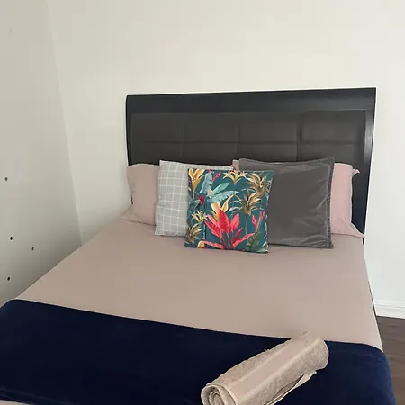 Juana's Private * Μάντσεστερ