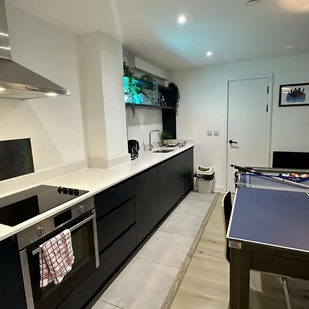 Apartment Lux Livin' - Luxury 2 Bed With Sky Garden Manchester