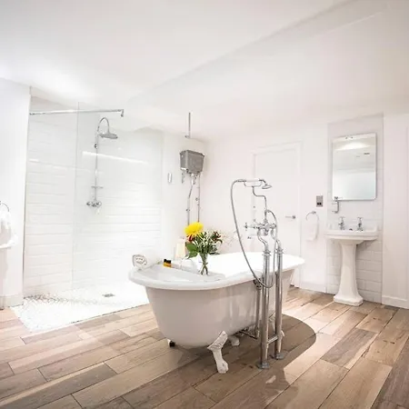 Superhost: Luxury Deansgate Townhouse Μάντσεστερ