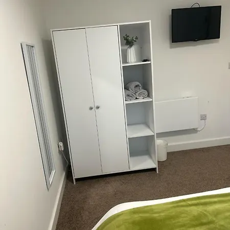 Failsworth Luxury With Free Parking By Daley *