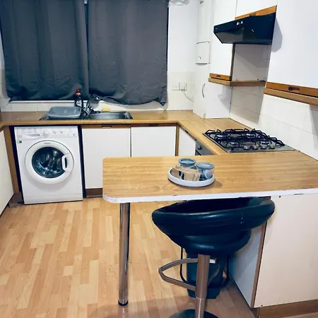 Paradise Manchester- 3 Bedroom House Σπίτι διακοπών *