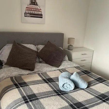 Quayside Penthouse 2 Bedroom Ensuite Near Media & United * Manchester