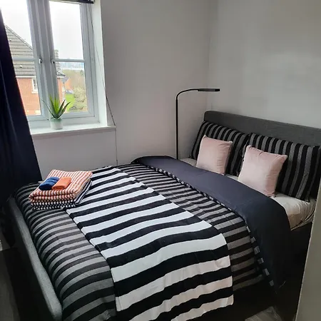 Private & Cosy En-suite Double In Penzion Manchester