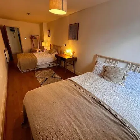 Apartment Summer Vibes 1 Bedroom Mcr City. *
