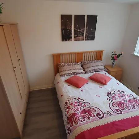 Lovely 3 Bedroom House Holiday home *