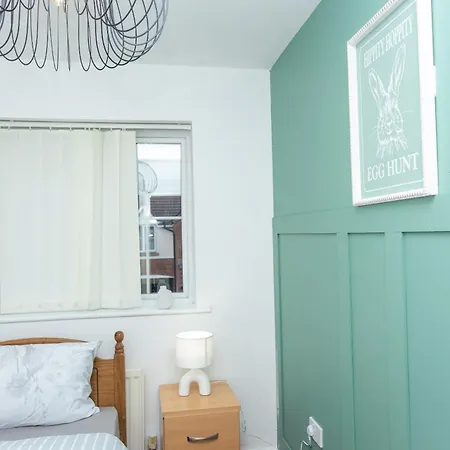 Caasi Gorton Manchester