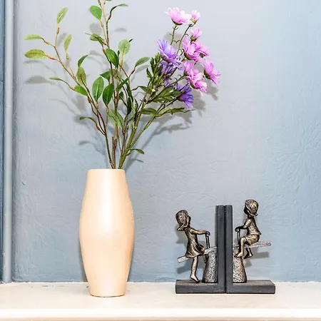 Stylish 2 Bed House 7mins To City Center